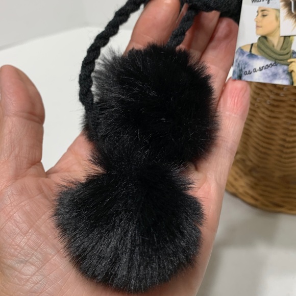 Knit hat ponyflo black NEW - Picture 7 of 9